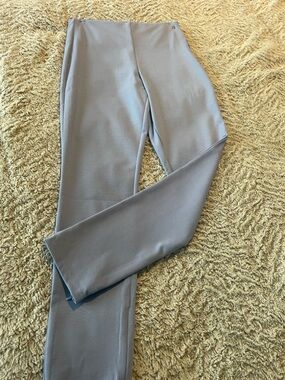 Fabletics Lavender Skinny Pant